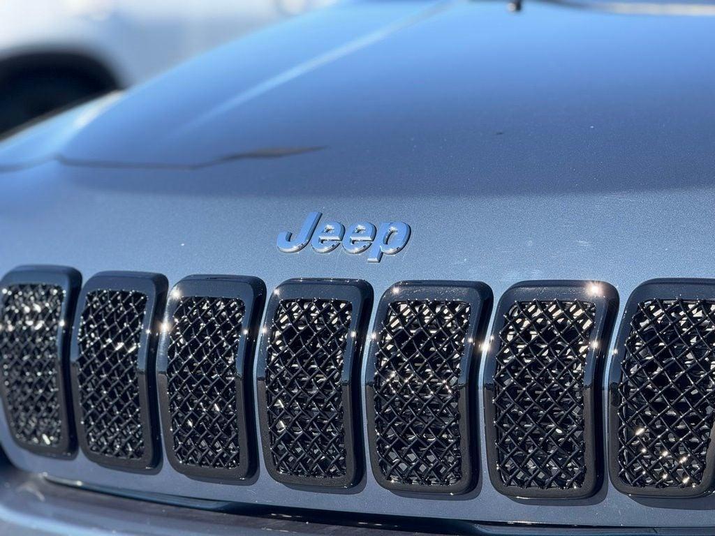 used 2020 Jeep Cherokee car, priced at $19,498