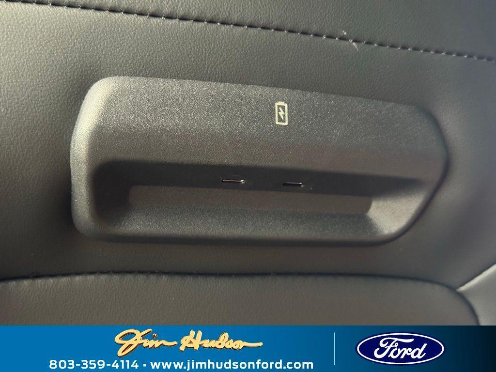 new 2025 Ford Expedition Max car, priced at $90,970