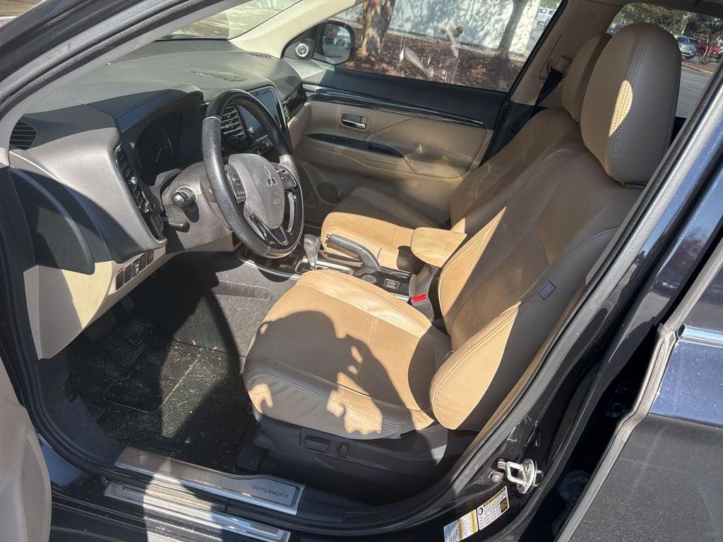 used 2017 Mitsubishi Outlander car, priced at $13,999