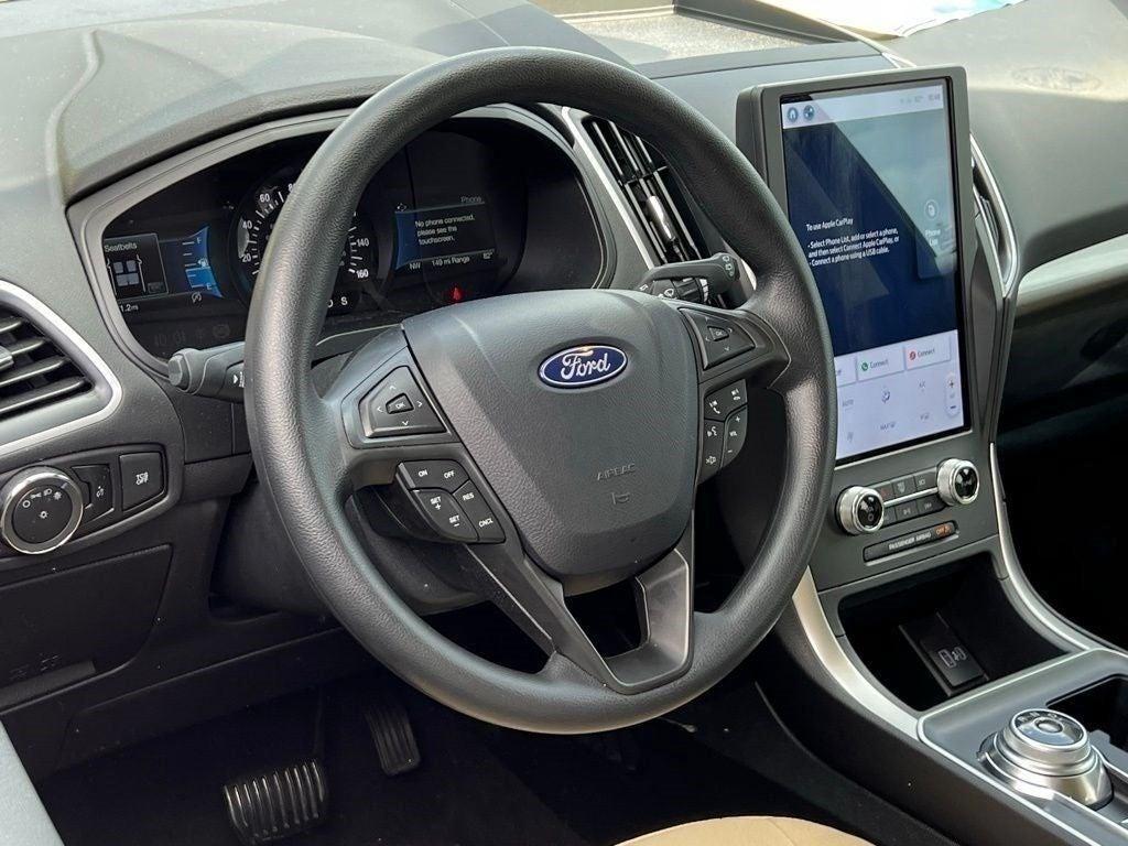 new 2024 Ford Edge car, priced at $33,525