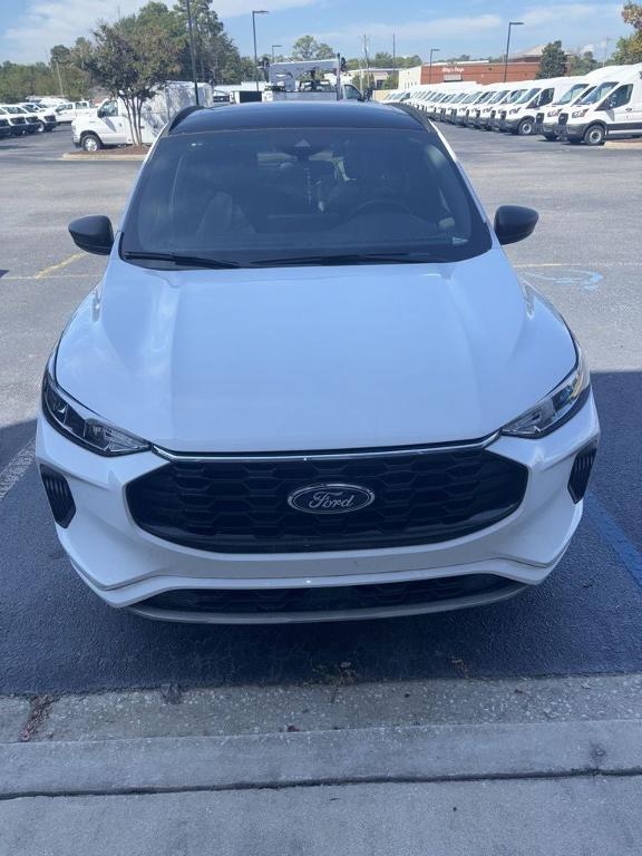 used 2023 Ford Escape car, priced at $25,999