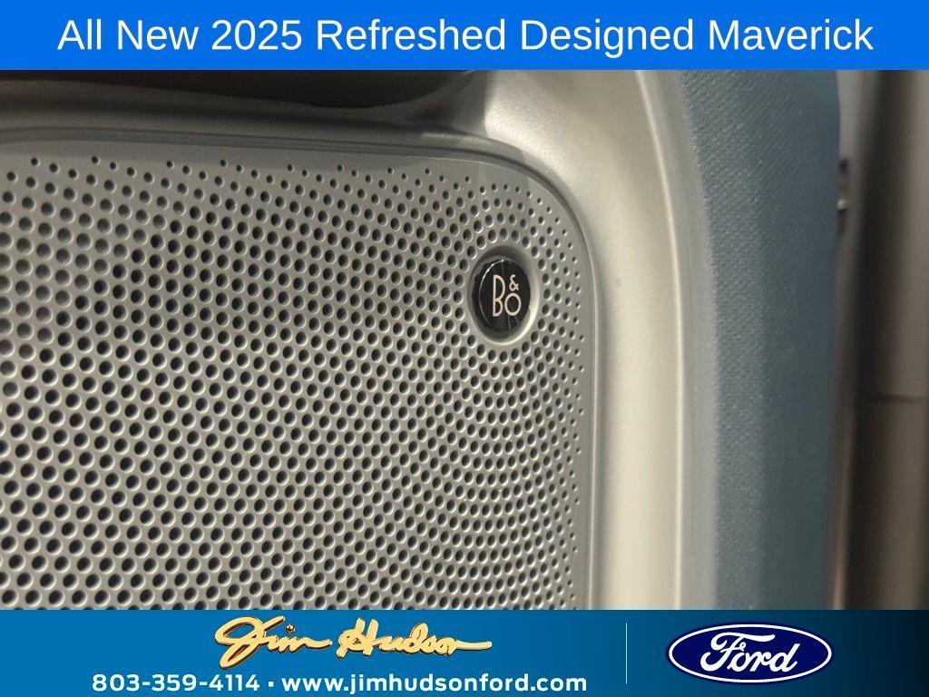 new 2025 Ford Maverick car, priced at $40,160