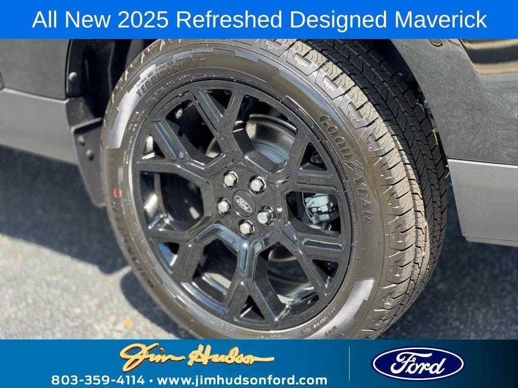 new 2025 Ford Maverick car, priced at $40,130