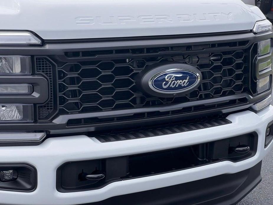 new 2024 Ford F-250 car, priced at $65,160