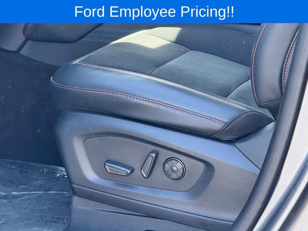 new 2025 Ford Explorer car, priced at $56,451