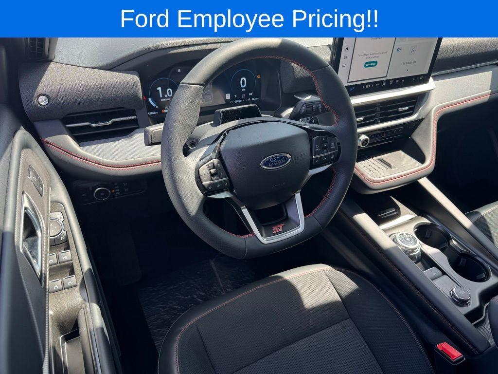 new 2025 Ford Explorer car, priced at $56,451