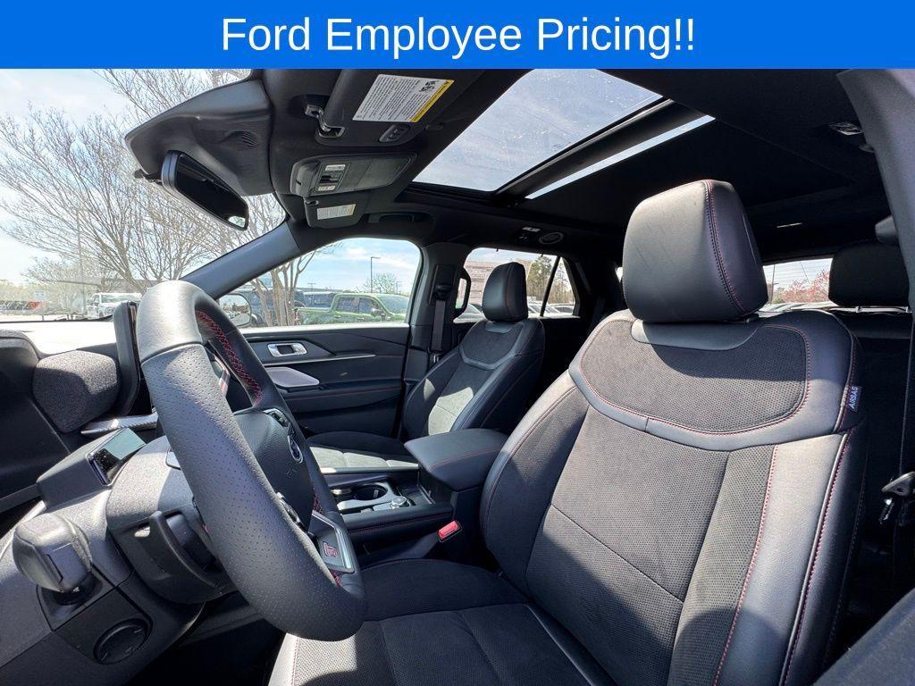 new 2025 Ford Explorer car, priced at $56,451