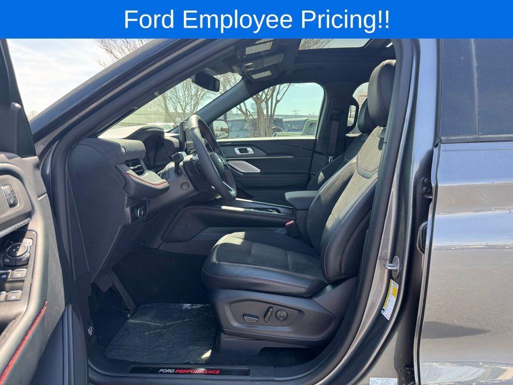 new 2025 Ford Explorer car, priced at $56,451