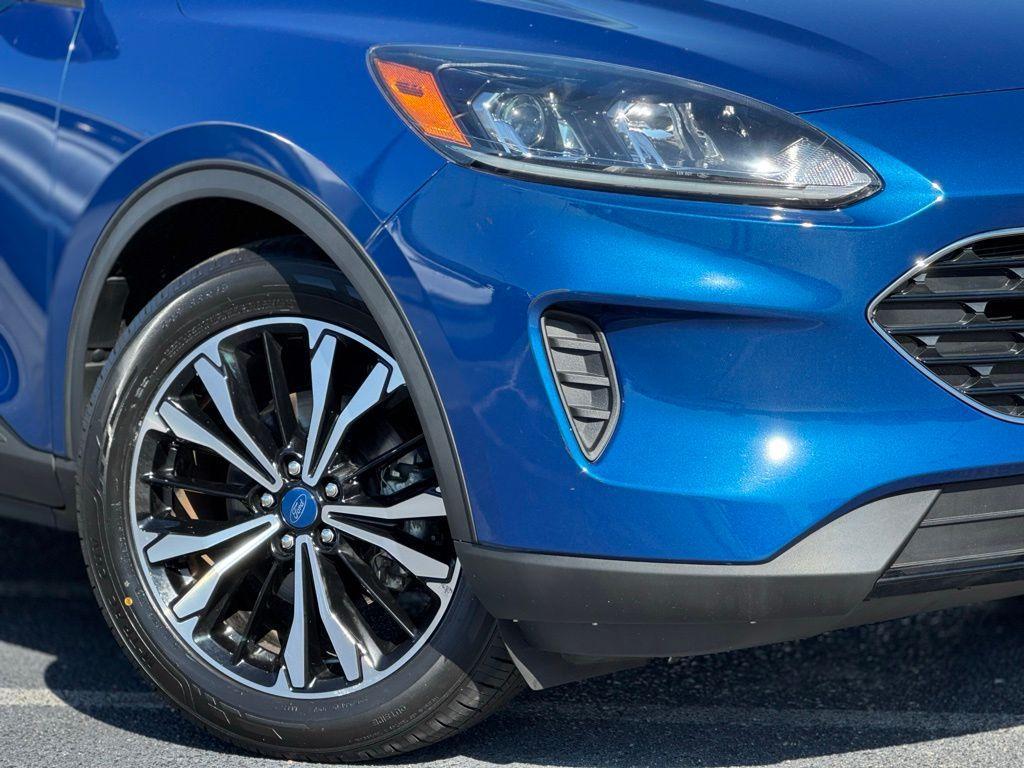 used 2022 Ford Escape car, priced at $24,920