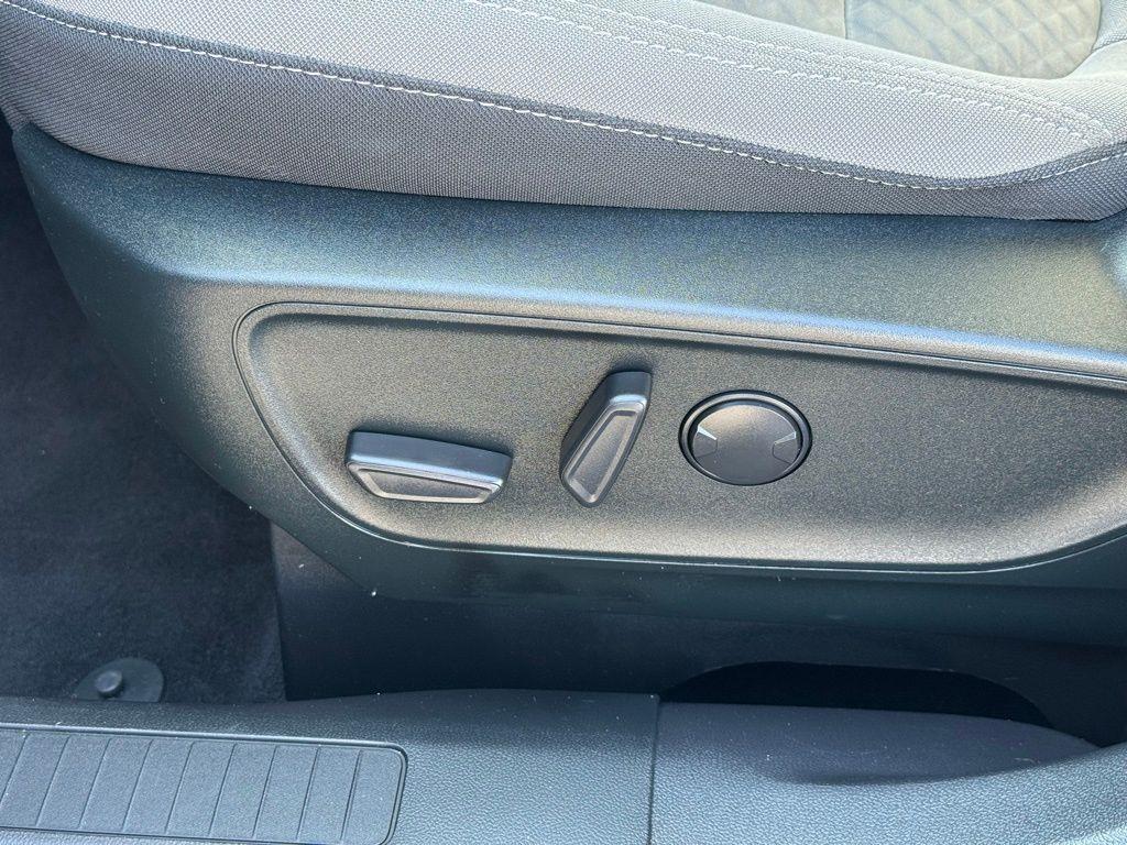 used 2022 Ford Escape car, priced at $24,920