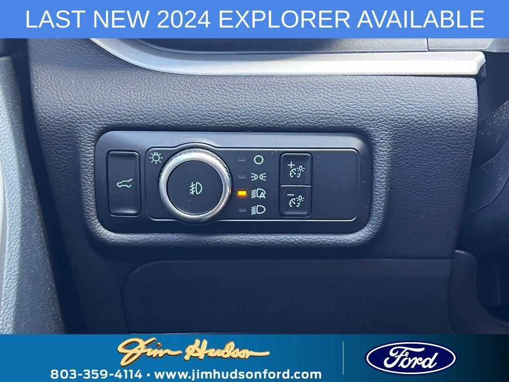 new 2024 Ford Explorer car, priced at $48,715