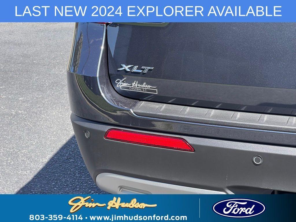 new 2024 Ford Explorer car, priced at $48,715