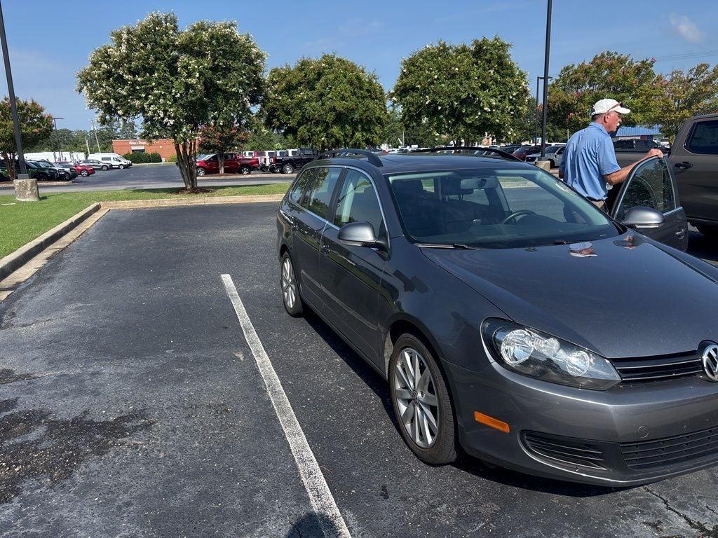 used 2013 Volkswagen Jetta SportWagen car, priced at $11,759