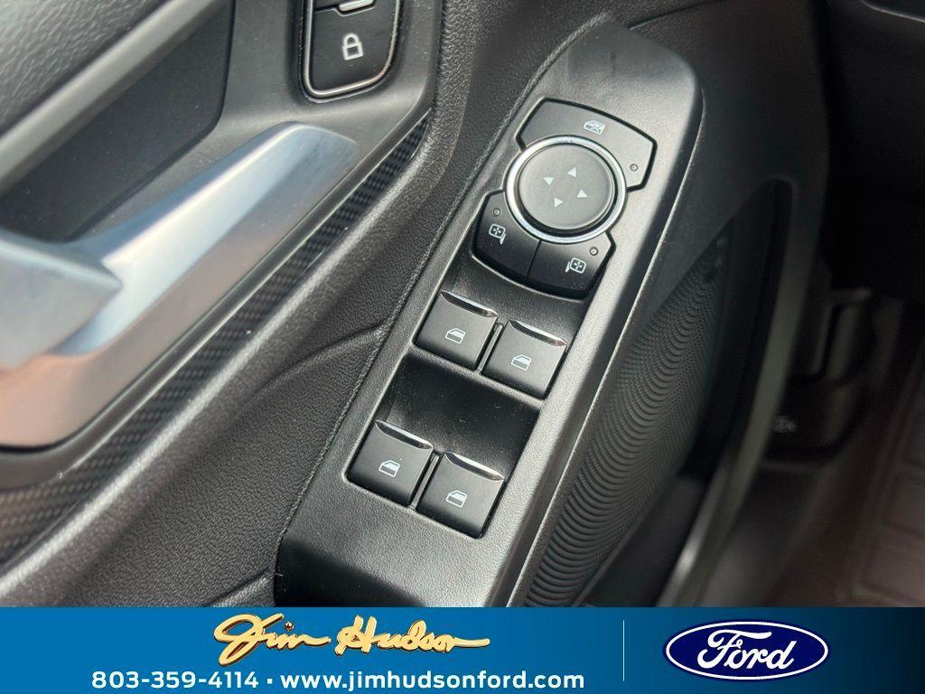 new 2025 Ford Escape car, priced at $33,069