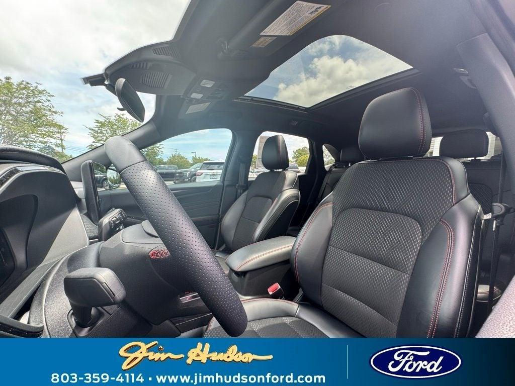 new 2025 Ford Escape car, priced at $32,045