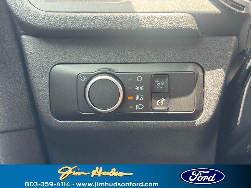 new 2025 Ford Escape car, priced at $32,045