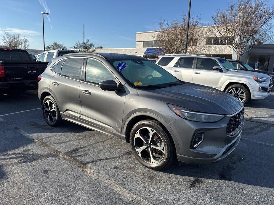 used 2023 Ford Escape car, priced at $26,999