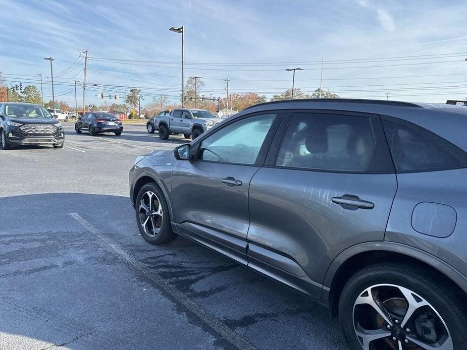 used 2023 Ford Escape car, priced at $26,999