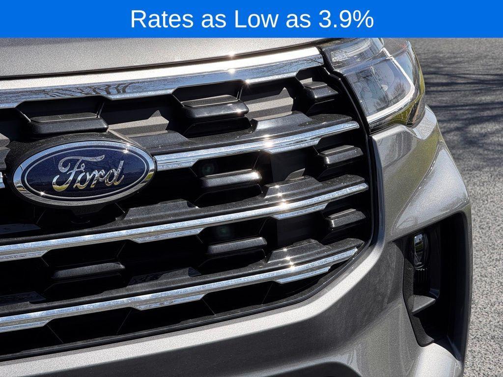 new 2025 Ford Explorer car, priced at $41,538
