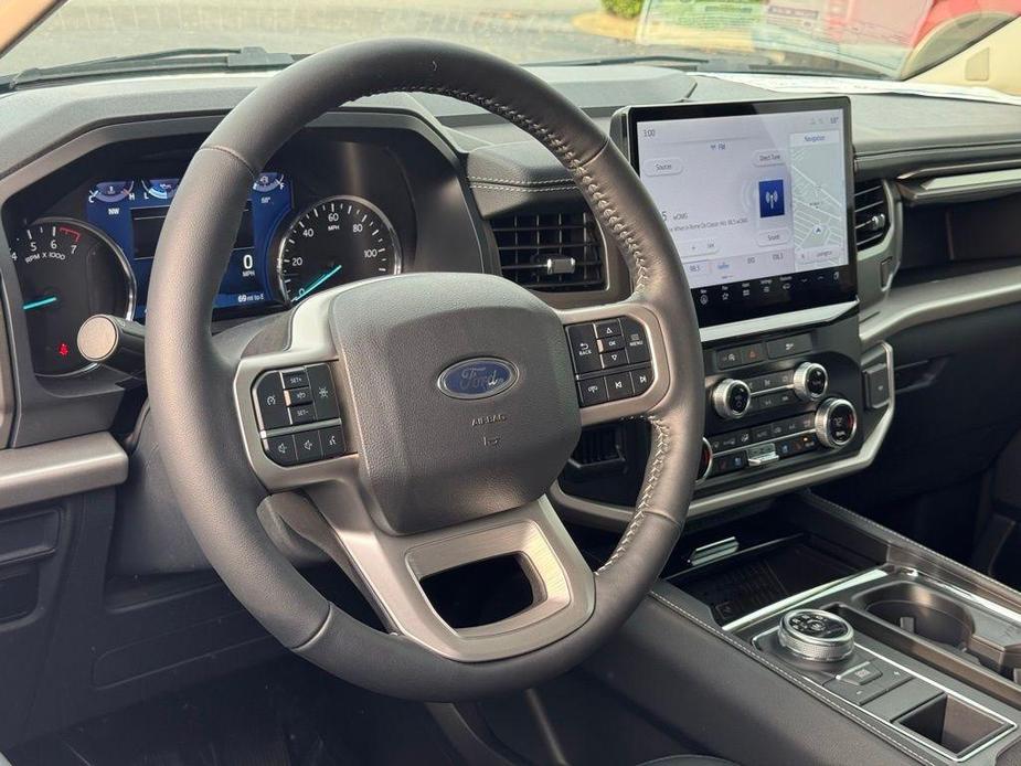 new 2024 Ford Expedition car, priced at $59,820