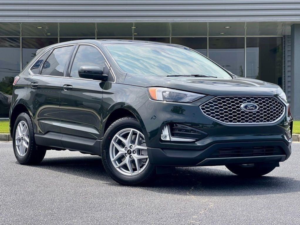 new 2024 Ford Edge car, priced at $37,521