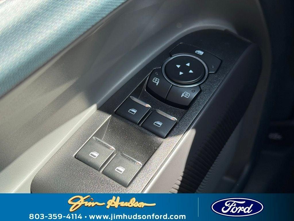 new 2025 Ford Maverick car, priced at $30,640