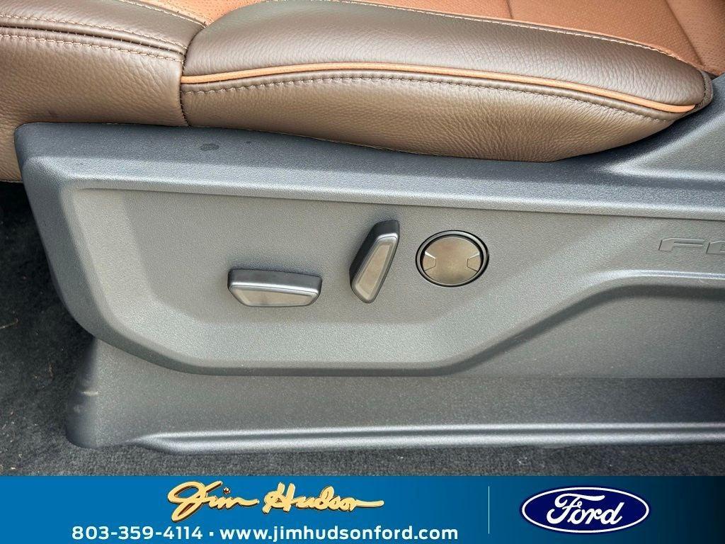 new 2025 Ford Expedition car, priced at $87,910