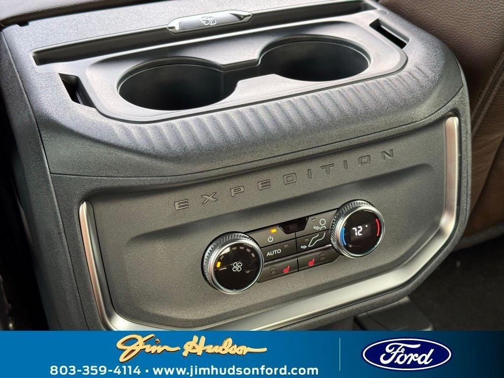 new 2025 Ford Expedition car, priced at $87,910
