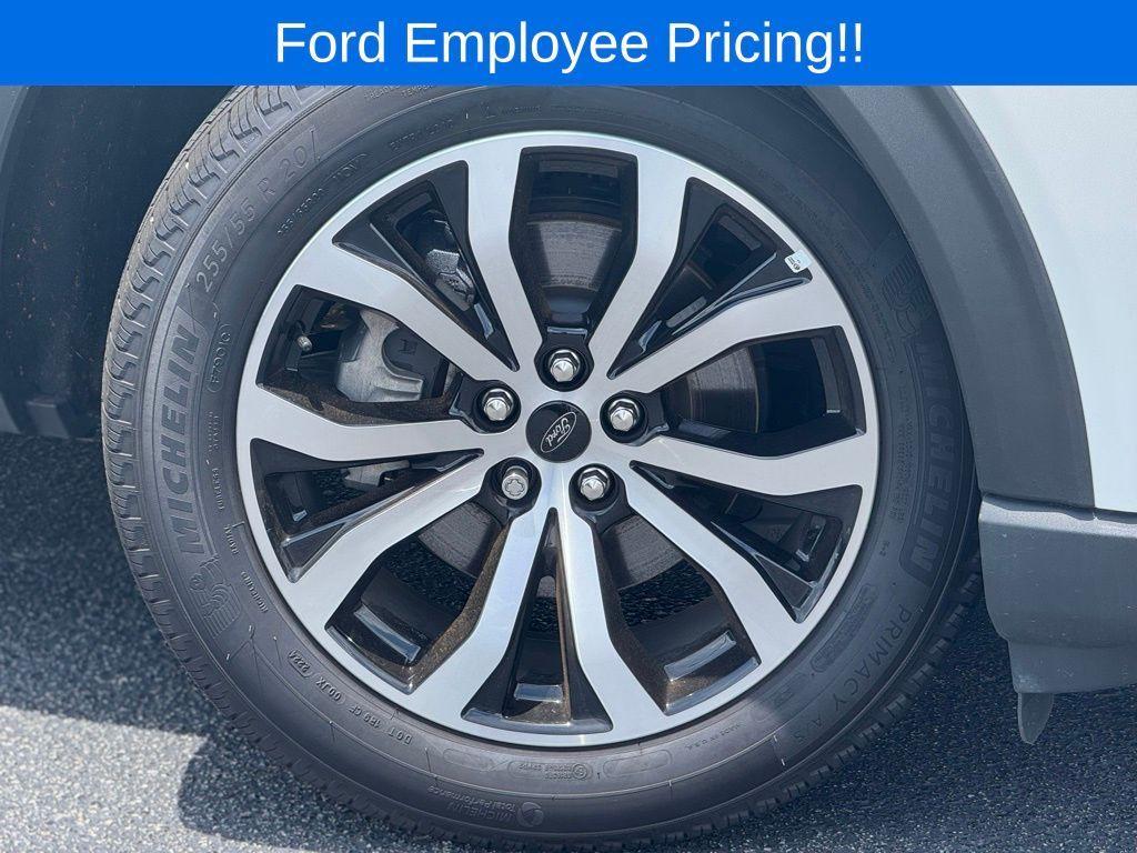 new 2025 Ford Explorer car, priced at $50,355