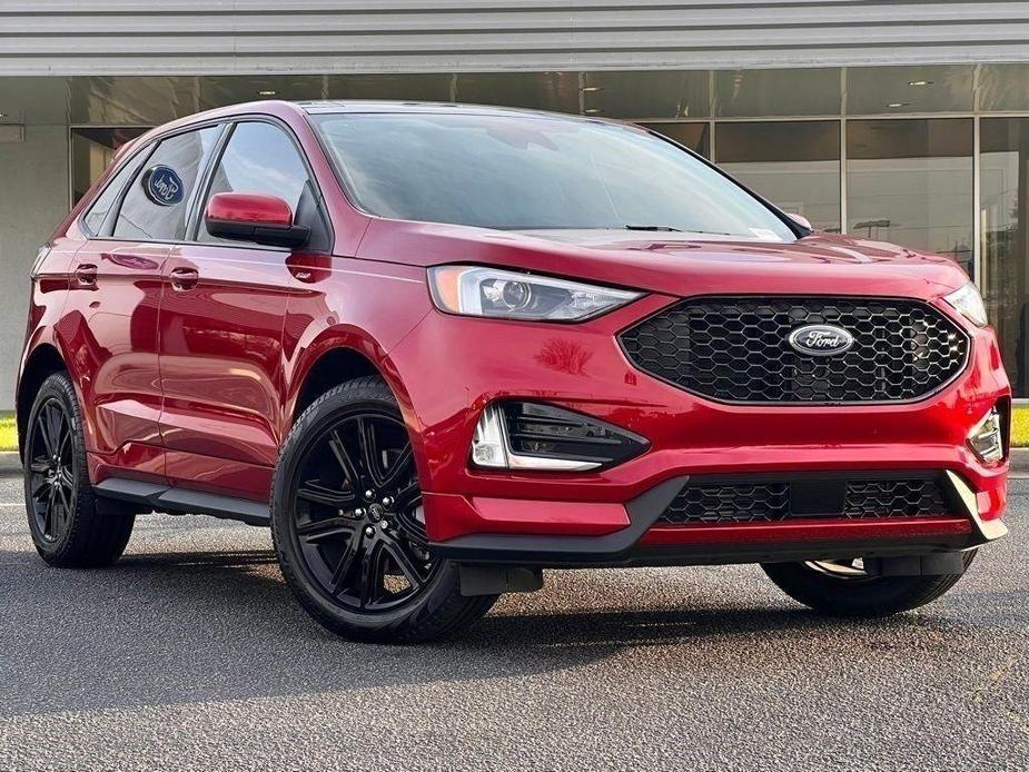 new 2024 Ford Edge car, priced at $40,125