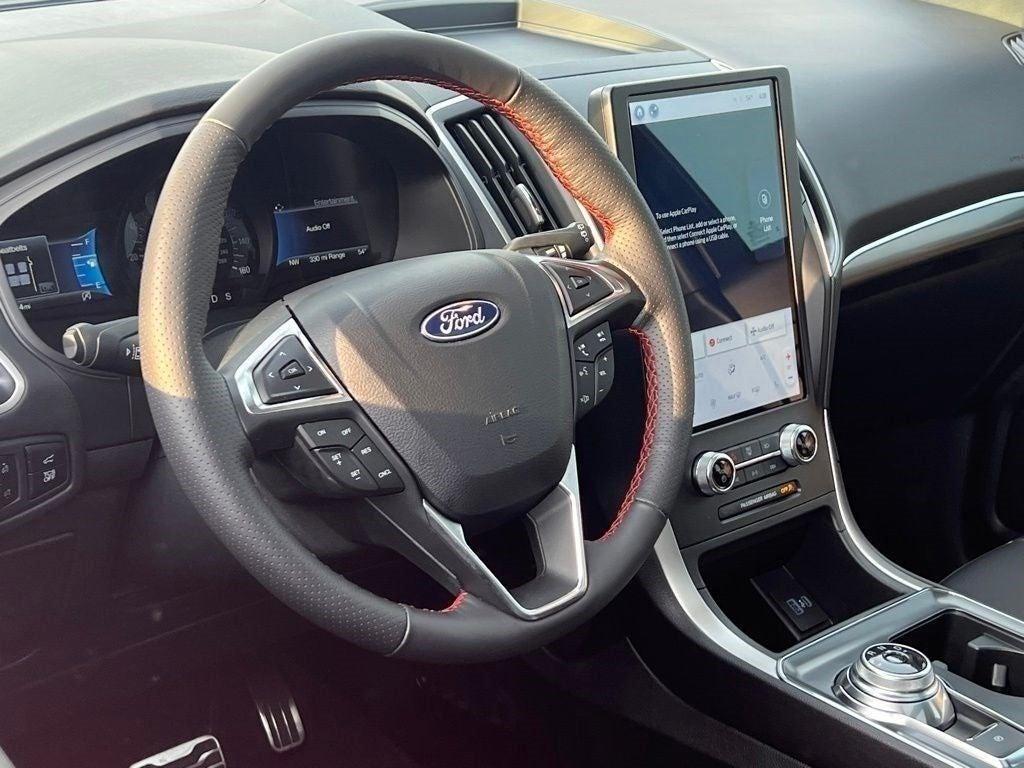 new 2024 Ford Edge car, priced at $39,125