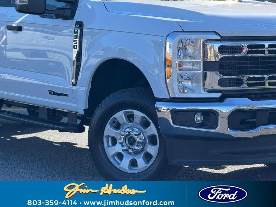 new 2024 Ford F-350 car, priced at $67,745