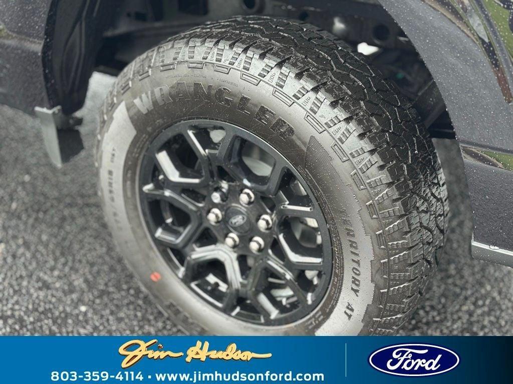new 2025 Ford F-150 car, priced at $49,071