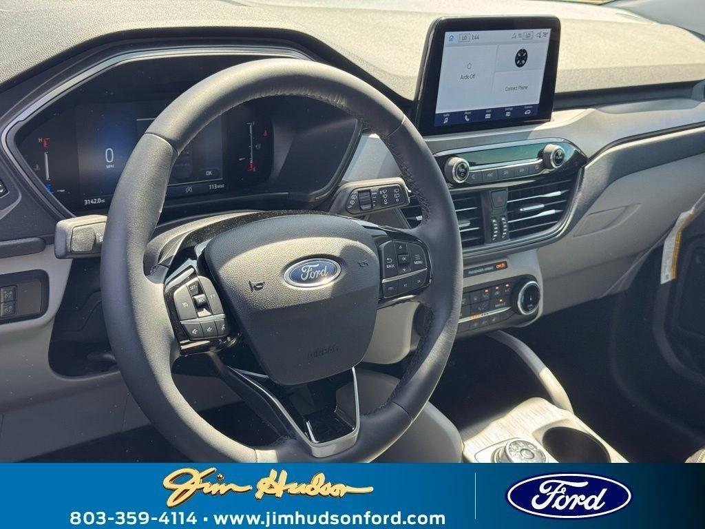 new 2025 Ford Escape car, priced at $25,495