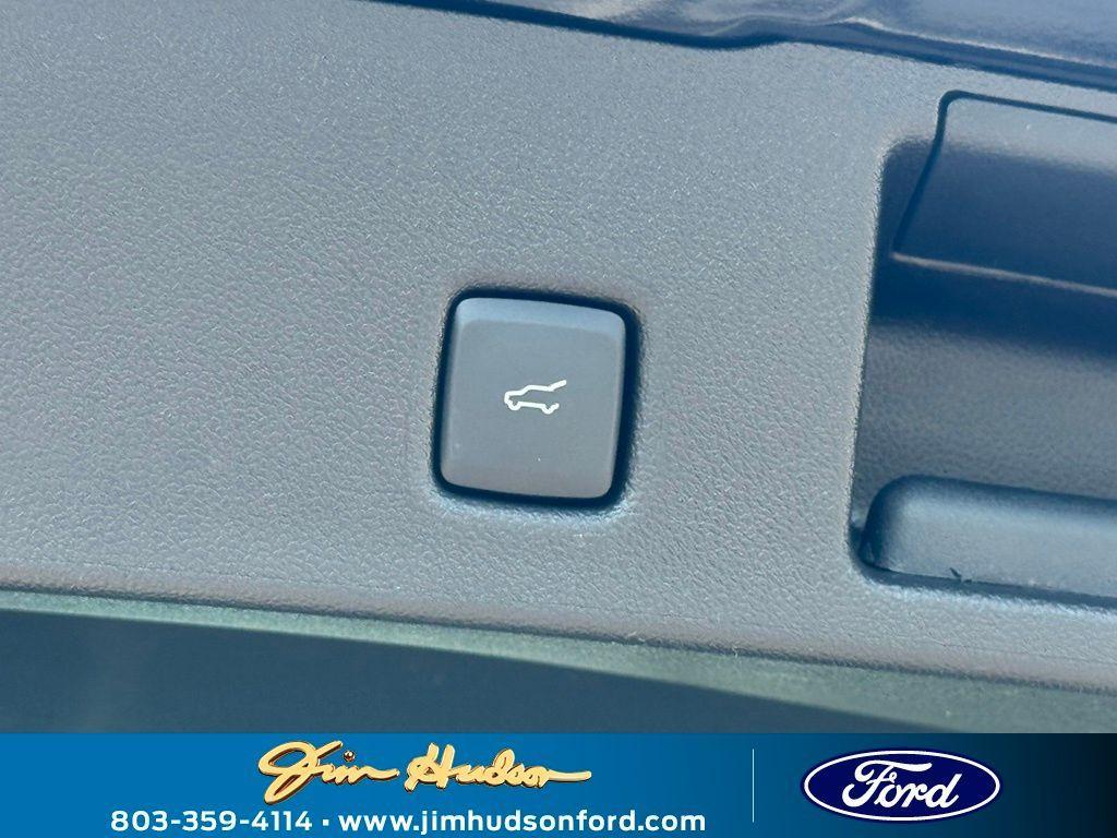 new 2025 Ford Escape car, priced at $35,578