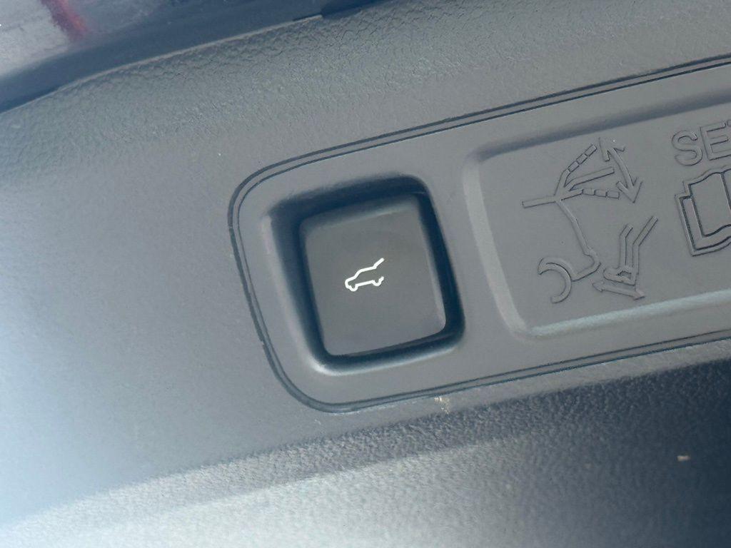 used 2023 Ford Expedition car, priced at $49,999