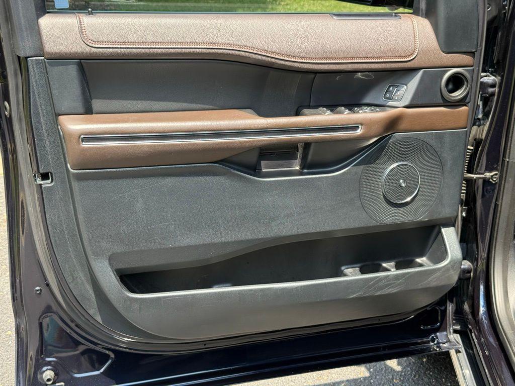 used 2021 Ford Expedition car, priced at $44,799