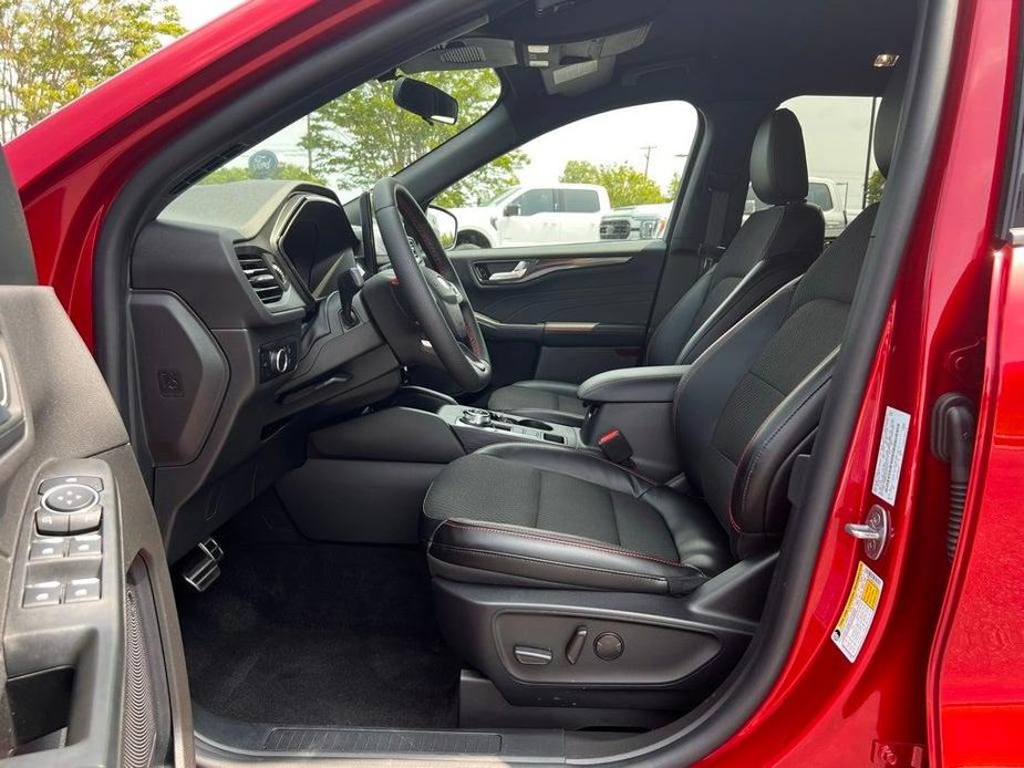 new 2024 Ford Escape car, priced at $32,895
