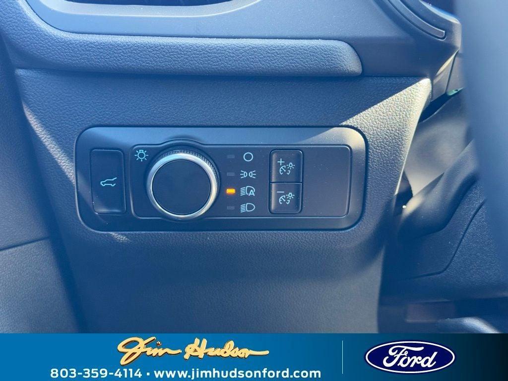 new 2025 Ford Escape car, priced at $29,055