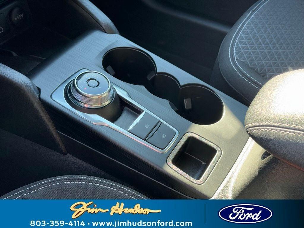 new 2025 Ford Escape car, priced at $29,055