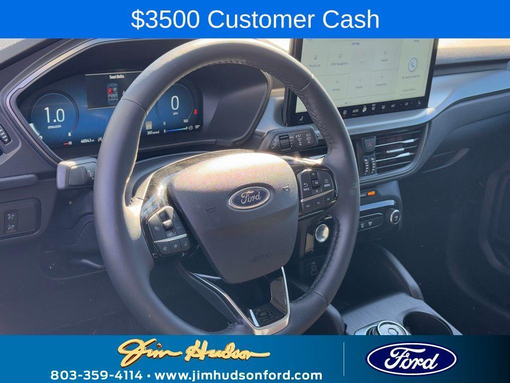 new 2025 Ford Escape car, priced at $29,555