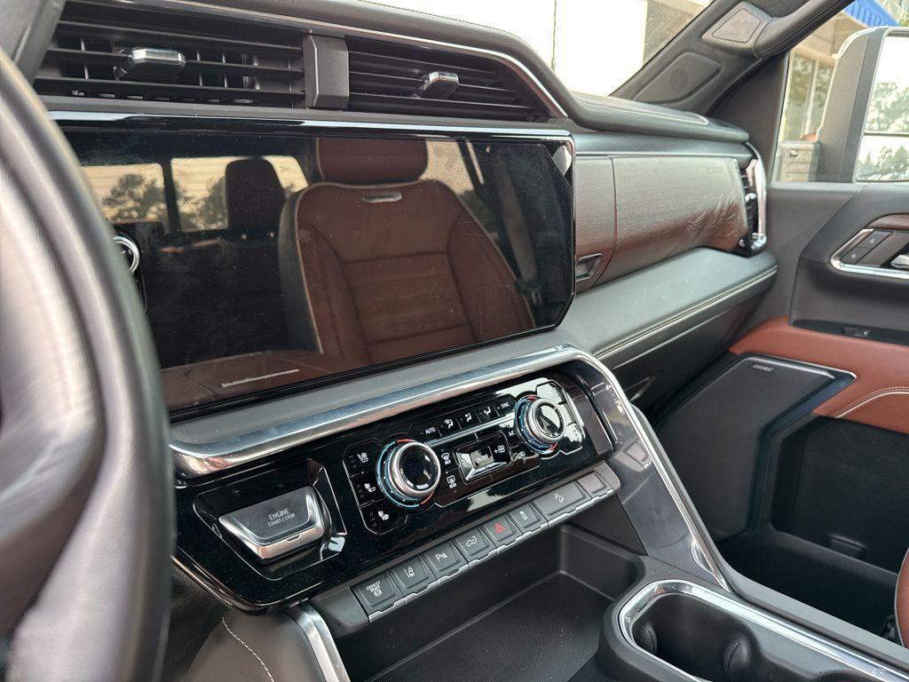 used 2024 GMC Sierra 2500 car, priced at $82,999