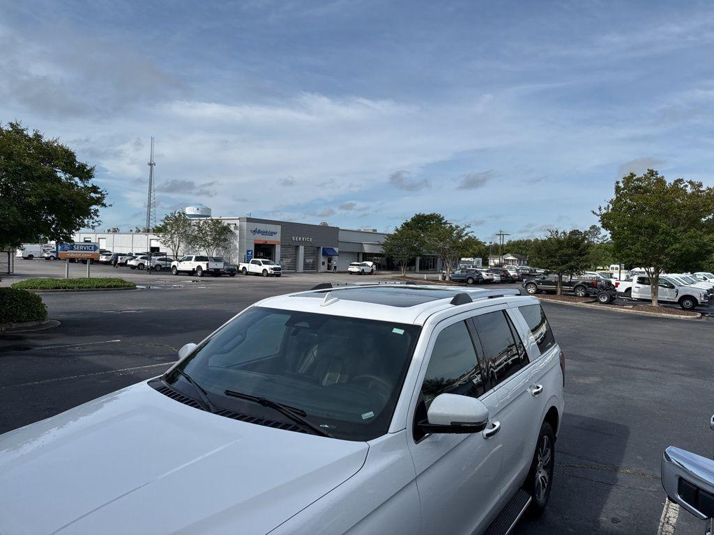 used 2023 Ford Expedition car, priced at $48,999