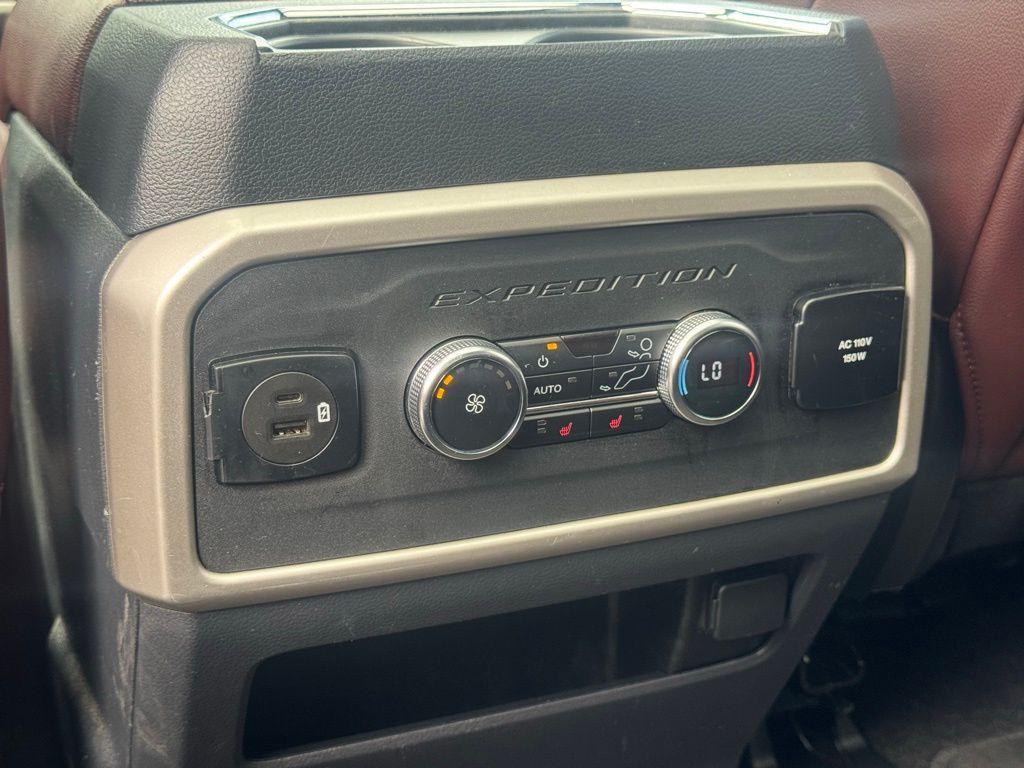 used 2023 Ford Expedition car, priced at $48,589