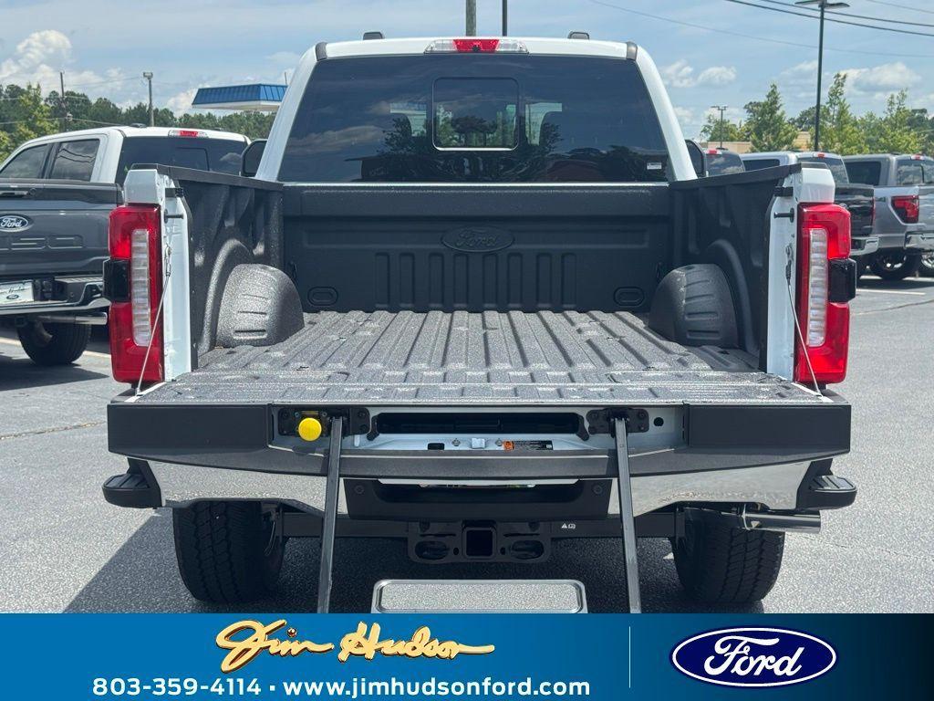 new 2025 Ford F-350 car, priced at $89,370