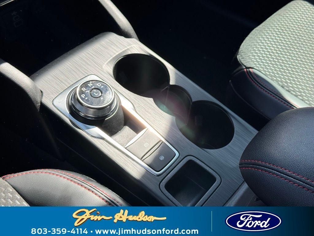 new 2025 Ford Escape car, priced at $31,970