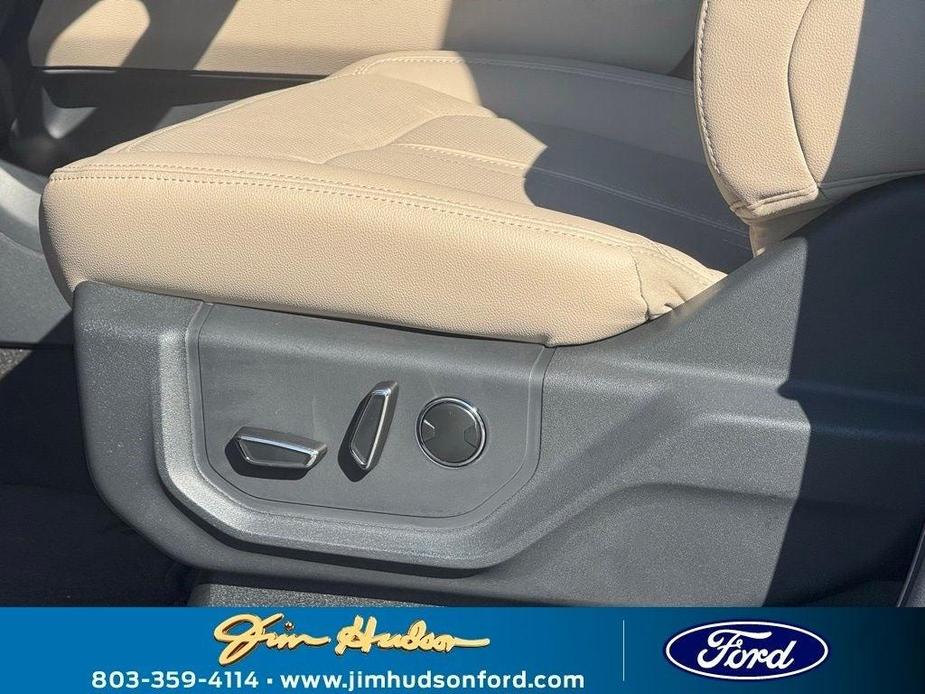 new 2024 Ford Expedition Max car, priced at $76,695