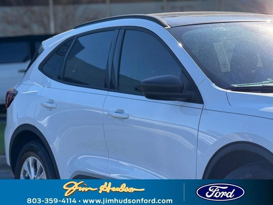 new 2025 Ford Escape car, priced at $31,235