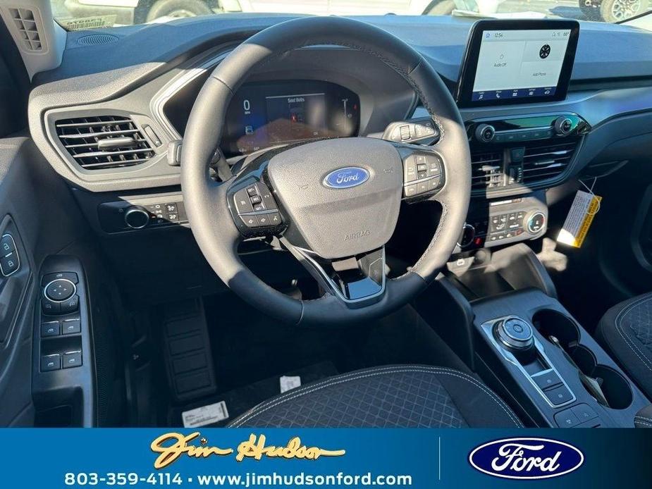 new 2025 Ford Escape car, priced at $31,235