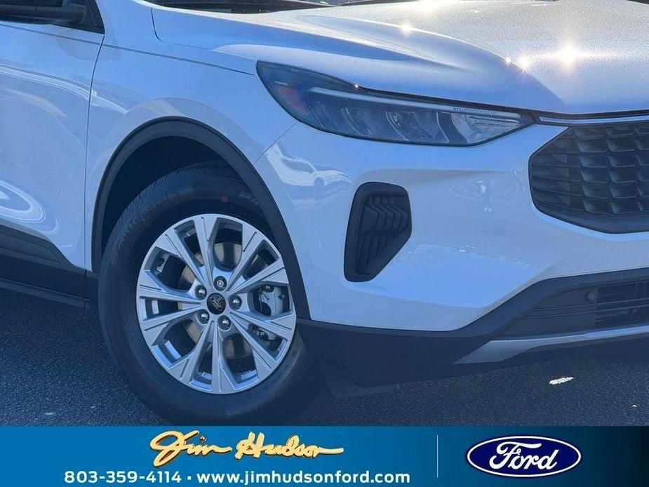 new 2025 Ford Escape car, priced at $31,235